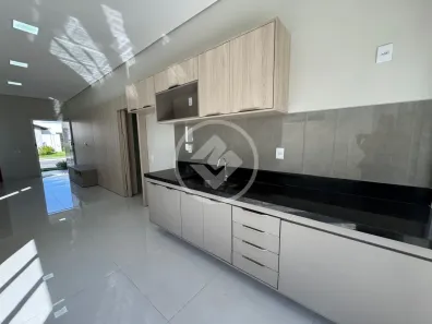 Casa de Condomínio com 3 Quartos à venda, 141m² no Condomínio Primor das Torres, Cuiabá