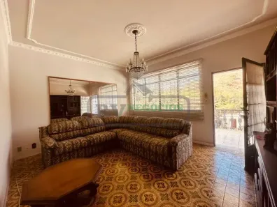 Casa com 2 Quartos à venda, 240m² no Grama, Juiz de Fora