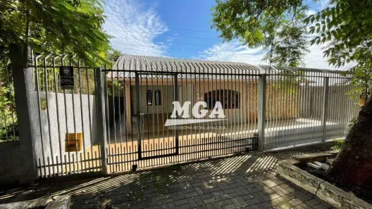 Casa com 4 Quartos à venda, 189m² no Centro, Foz do Iguaçu