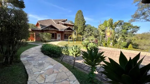 Fazenda/Sítio com 4 Quartos à venda, 5500m² no Centro, Mairinque