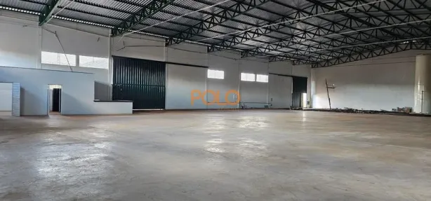 Galpão/Depósito/Armazém para alugar, 1586m² no Santa Mônica, Uberlândia