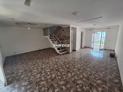 Casa de Condomínio com 5 Quartos à venda, 140m² no Taquara, Rio de Janeiro