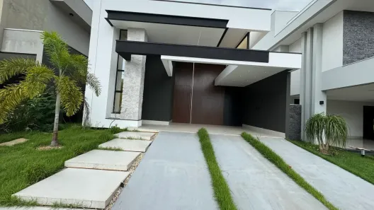 Casa de Condomínio com 3 Quartos à venda, 177m² no Condomínio Belvedere II, Cuiabá