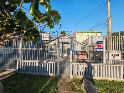 Casa com 2 Quartos à venda, 200m² no Sarandi, Porto Alegre