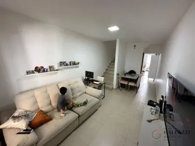 Casa de Condomínio com 2 Quartos à venda, 65m² no Jardim Henriqueta, Taboão da Serra