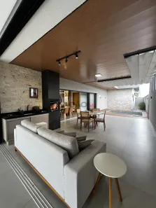 Casa de Condomínio com 4 Quartos à venda, 195m² no Jardins Nápoles, Senador Canedo