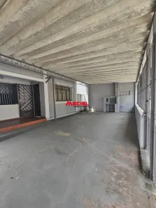 Casa com 3 Quartos à venda, 250m² no Monte Castelo, São José dos Campos
