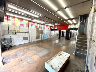 Ponto Comercial para alugar, 230m² no Retiro, Petrópolis