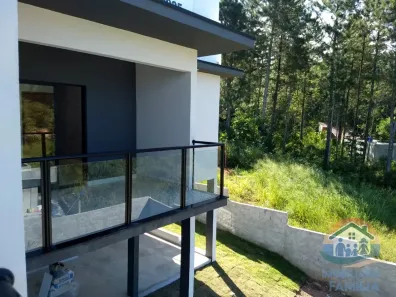 Casa com 3 Quartos à venda, 135m² no Capricórnio II, Caraguatatuba