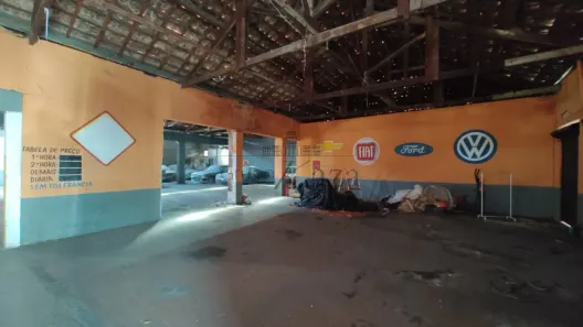 Prédio Comercial para alugar, 500m² no Centro, Jacareí