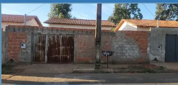 Casa com 2 Quartos à venda, 52m² no Novo Horizonte, Araguari