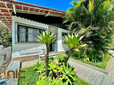 Casa com 4 Quartos à venda, 179m² no Carlos Guinle, Teresópolis