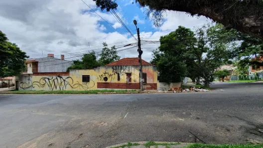 Lote/Terreno à venda, 327m² no Partenon, Porto Alegre