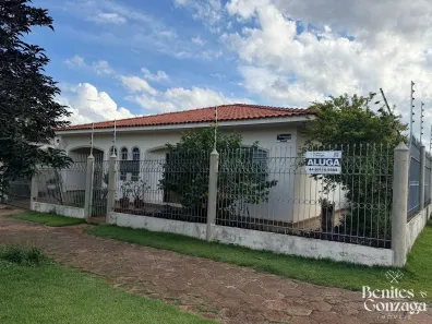 com 3 Quartos para alugar, 369m² no Zona 05, Maringá