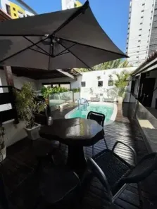 Casa com 4 Quartos à venda, 310m² no Candelária, Natal