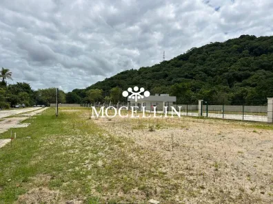Lote/Terreno à venda, 180m² no Guaratuba, Guaratuba