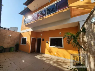 Casa com 3 Quartos para alugar, 170m² no Vila Valqueire, Rio de Janeiro