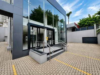 Ponto Comercial para alugar, 700m² no Pacaembu, São Paulo