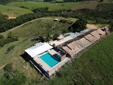 Fazenda/Sítio com 13 Quartos à venda, 40000m² no Meaípe, Guarapari