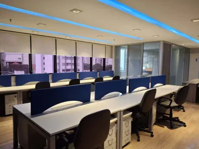 Sala Comercial com 3 Quartos para alugar, 112m² no Vila Mariana, São Paulo