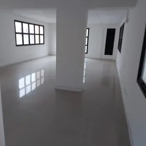 Prédio Comercial à venda, 185m² no Boqueirão, Santos