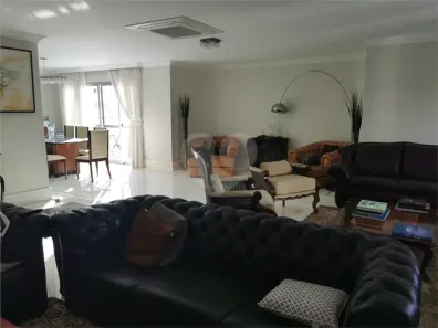 Apartamento com 3 Quartos para alugar, 214m² no Itaim Bibi, São Paulo