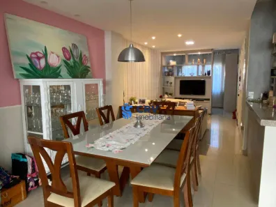 Casa de Condomínio com 3 Quartos à venda, 140m² no Bandeirantes, Londrina