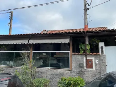 Casa com 3 Quartos à venda, 109m² no Maria Paula, São Gonçalo