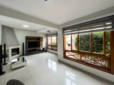 Casa de Condomínio com 3 Quartos para alugar, 230m² no Boa Vista, Porto Alegre