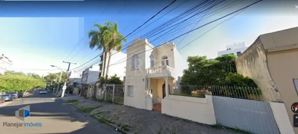 Casa com 2 Quartos à venda, 198m² no Rio Branco, Porto Alegre