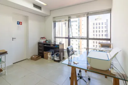 Sala Comercial à venda, 33m² no Chácara Santo Antônio (Zona Sul), São Paulo