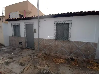 Casa com 2 Quartos para alugar, 64m² no Primavera, Teresina