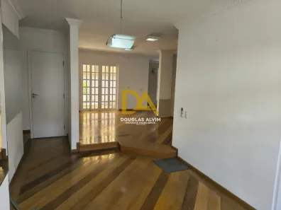 Casa com 3 Quartos para alugar, 276m² no Praça da Aldeia da Serra 1- Aldeia da Serra, Barueri