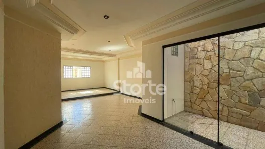 Casa com 3 Quartos à venda, 246m² no Vigilato Pereira, Uberlândia