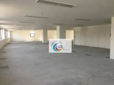 Sala Comercial para alugar, 204m² no Vila Olímpia, São Paulo