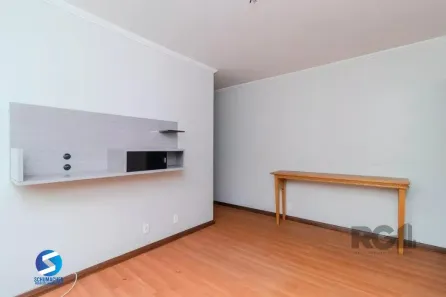 Apartamento com 2 Quartos à venda, 74m² no Teresópolis, Porto Alegre