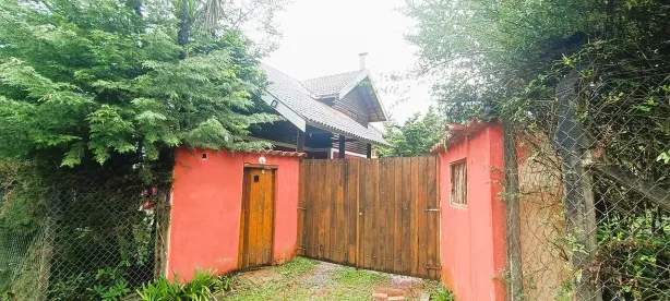 Fazenda/Sítio com 4 Quartos à venda, 220m² no Quebradas, Campos do Jordão
