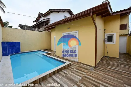 Casa com 3 Quartos à venda, 133m² no Bal Stella Maris, Peruíbe