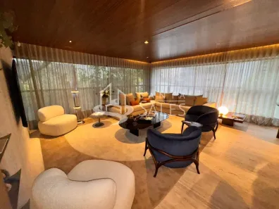 Apartamento com 3 Quartos à venda, 157m² no Cerqueira César, São Paulo