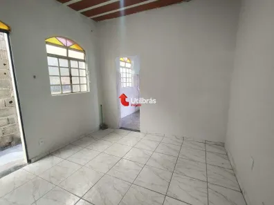Casa com 1 Quarto para alugar, 40m² no Sagrada Família, Belo Horizonte