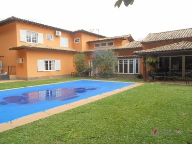 Casa com 6 Quartos à venda, 800m² no Nogueira, Petrópolis