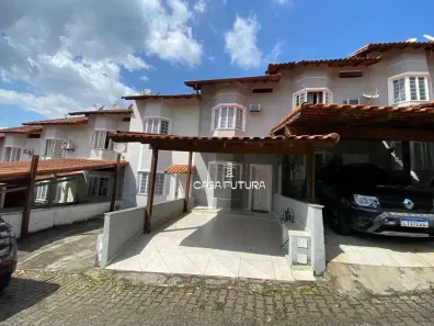 Casa com 2 Quartos à venda, 120m² no Jardim Amália, Volta Redonda