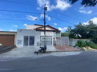 Casa com 4 Quartos para alugar, 156m² no Quintas Coloniais, Contagem