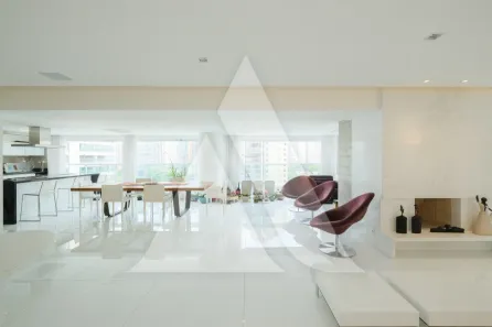 Apartamento com 3 Quartos para venda ou aluguel, 335m² no Vila Uberabinha, São Paulo
