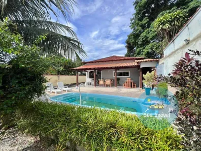 Casa com 3 Quartos à venda, 126m² no Praça da Bandeira, Araruama