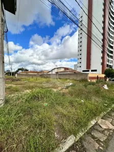 Lote/Terreno à venda, 525m² no Candeias, Vitória da Conquista