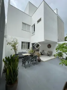Casa com 2 Quartos à venda, 135m² no Jardim São Luiz, Montes Claros