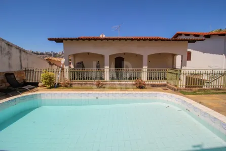 Casa com 5 Quartos para alugar, 352m² no São Bento, Belo Horizonte