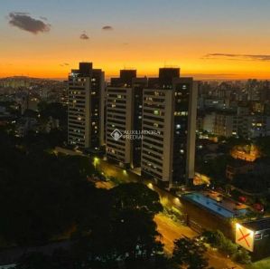 Apartamento com 2 Quartos à venda, 69m² no Petrópolis, Porto Alegre