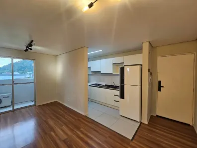 Apartamento com 2 Quartos para alugar, 53m² no Espinheiros, Itajaí